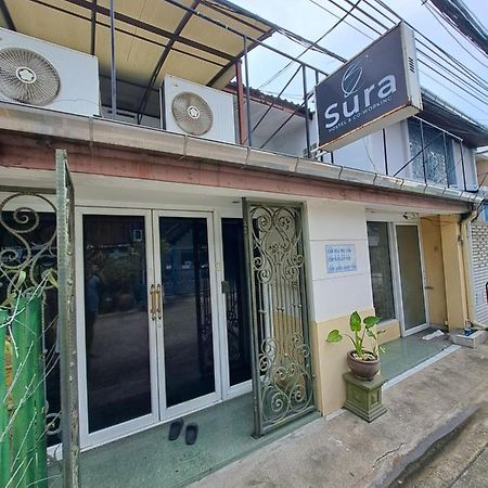 Sura Hostel Bangkok Near Mrt Phra Ram 9 Экстерьер фото